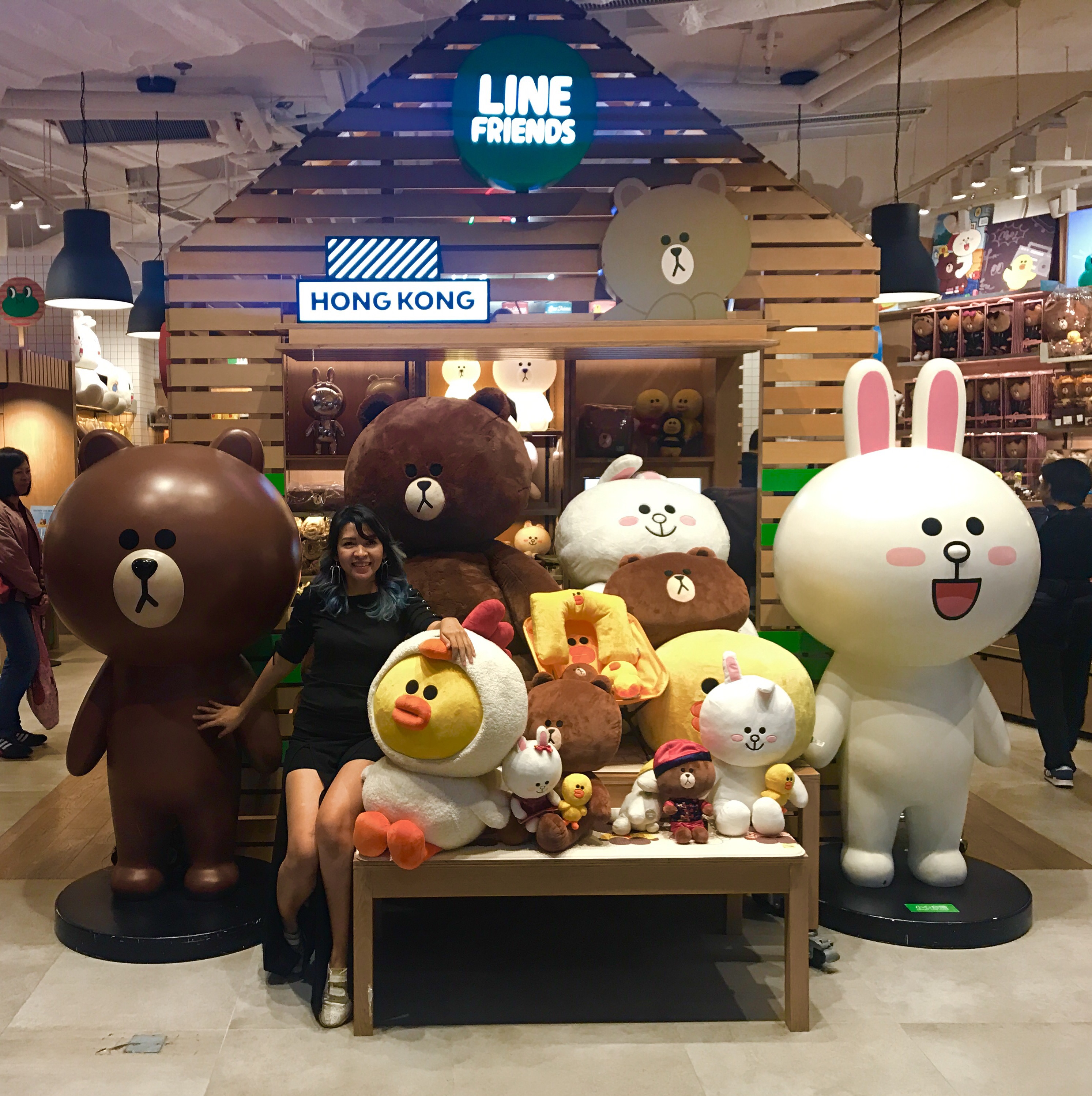 Line Friends Store Di Hong Kong NotSoSin